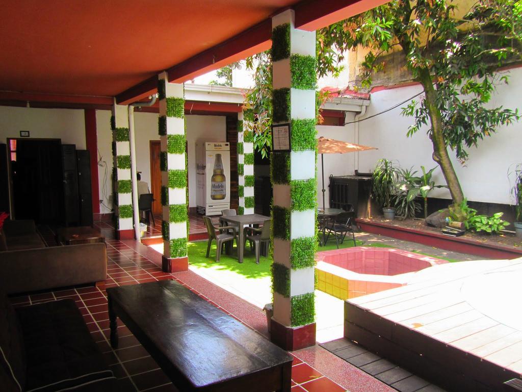 Capsule Hostel Guatemala City Ngoại thất bức ảnh