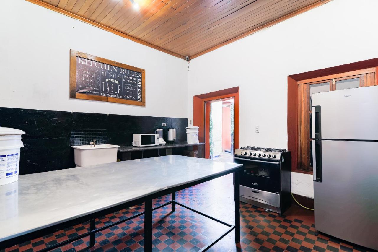Capsule Hostel Guatemala City Ngoại thất bức ảnh